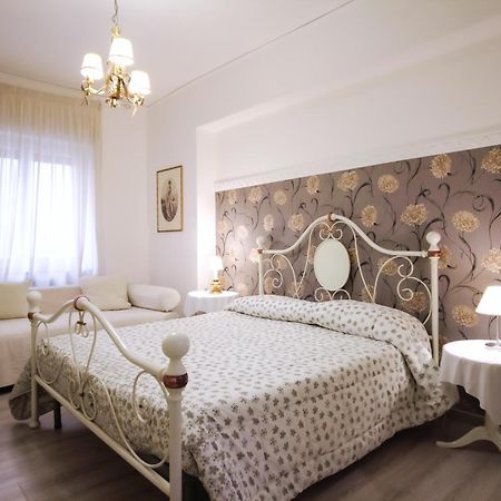 Casa Alessandro Casa Maria Francesca Napoli Eksteriør billede