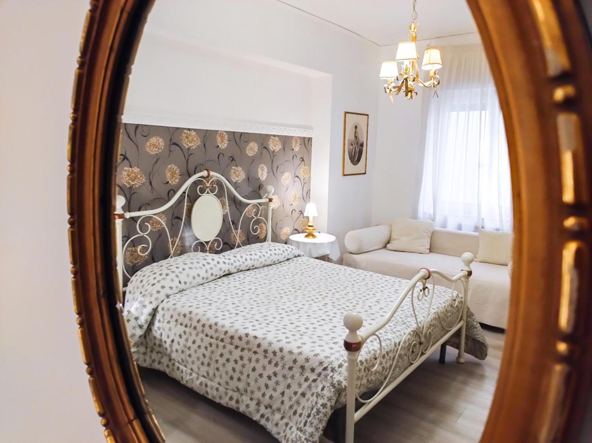 Casa Alessandro Casa Maria Francesca Napoli Eksteriør billede